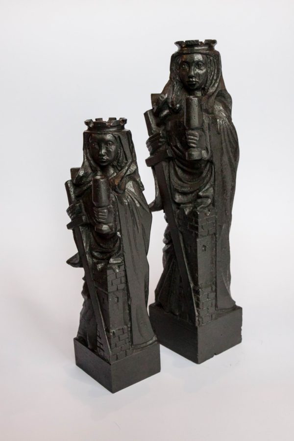 Kamienne statuetki św. Barbary