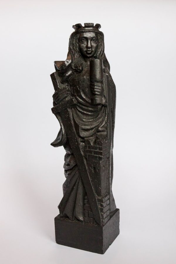 Kamienne statuetki św. Barbary
